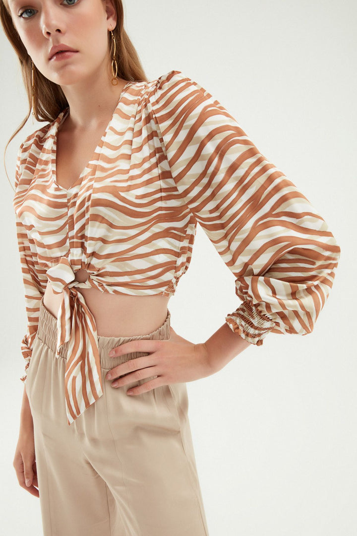 Patterned Satin Crop Blouse Camel