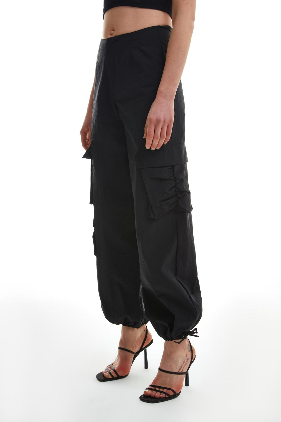 Elastic Elastic Parachute Trousers Black