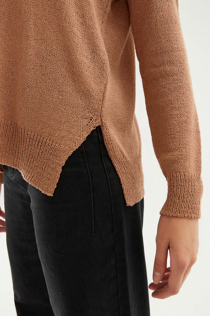 V Neck Knitwear Camel