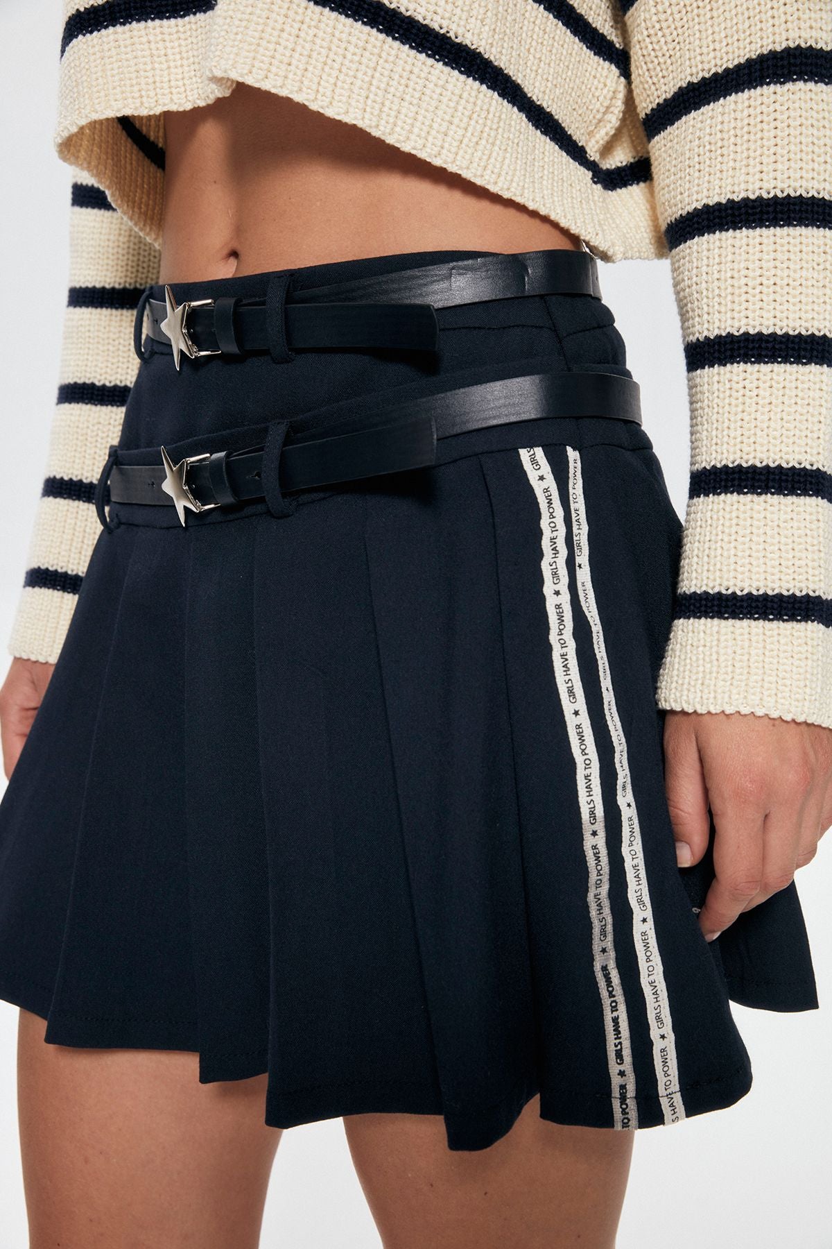 Belt Detailed Pleated Mini Skirt Navy Blue