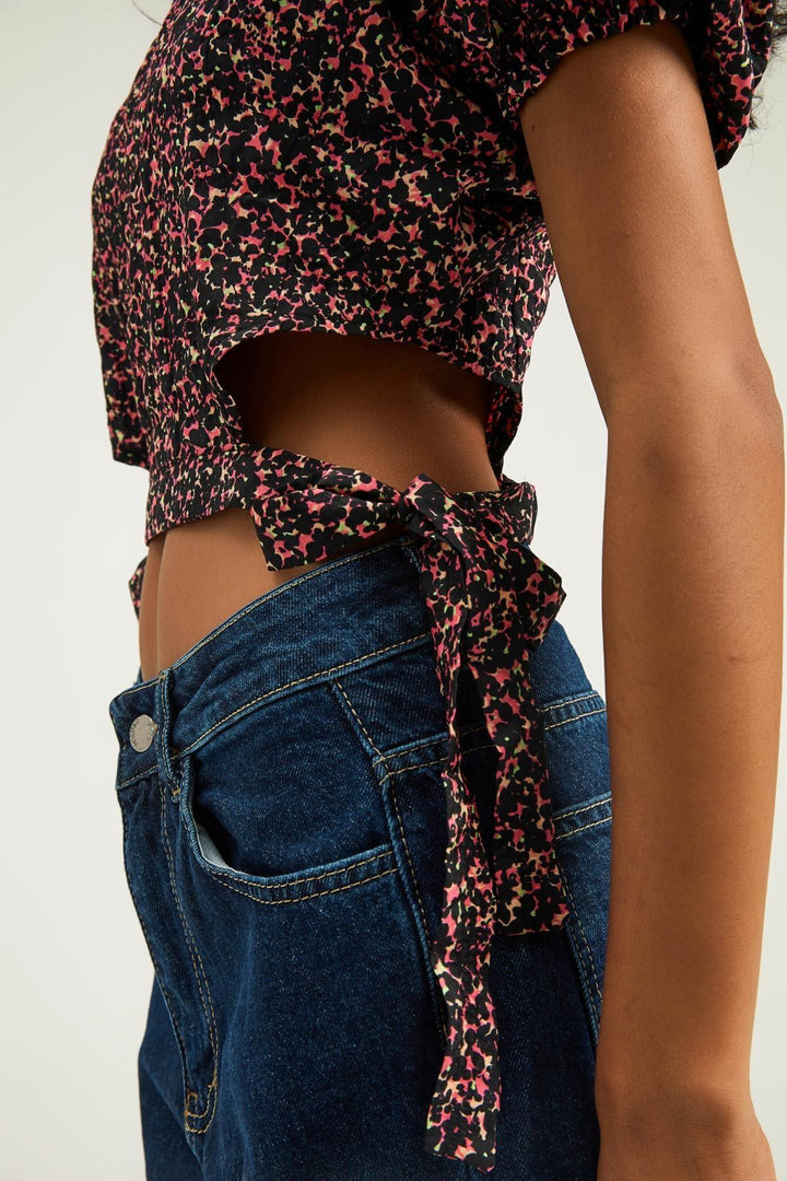 Tie Side Balloon Sleeve Blouse Black