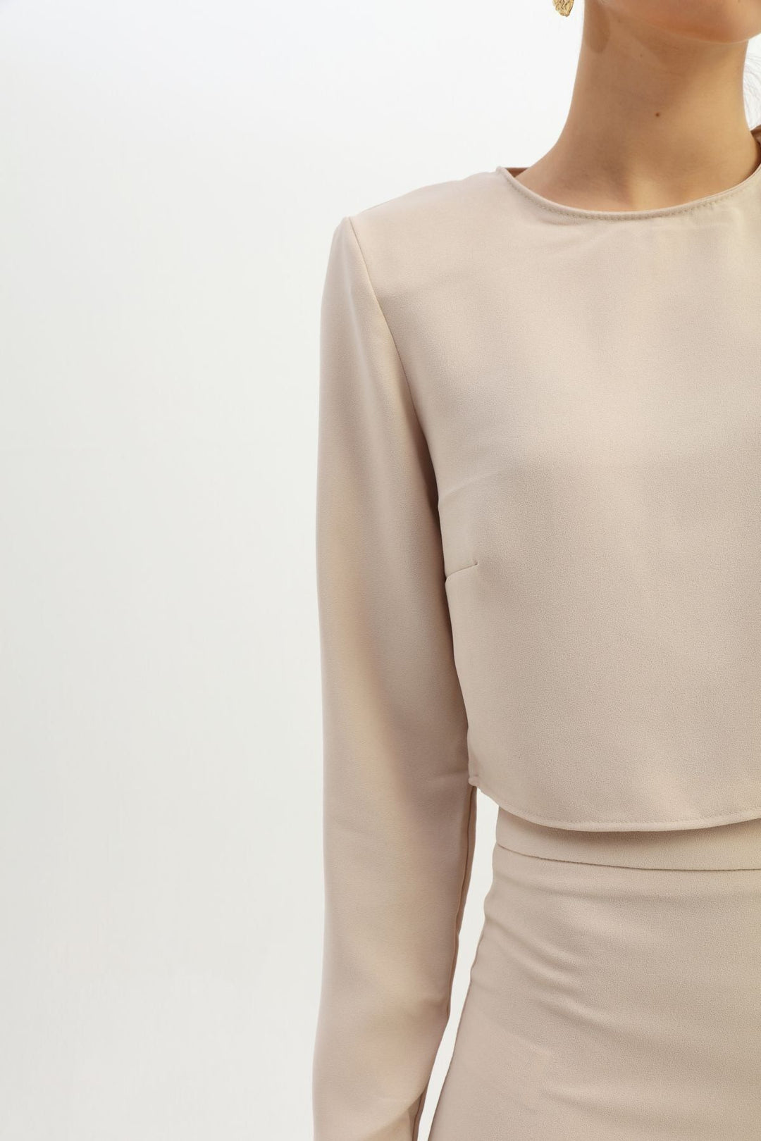 Waistband Crop Blouse Beige