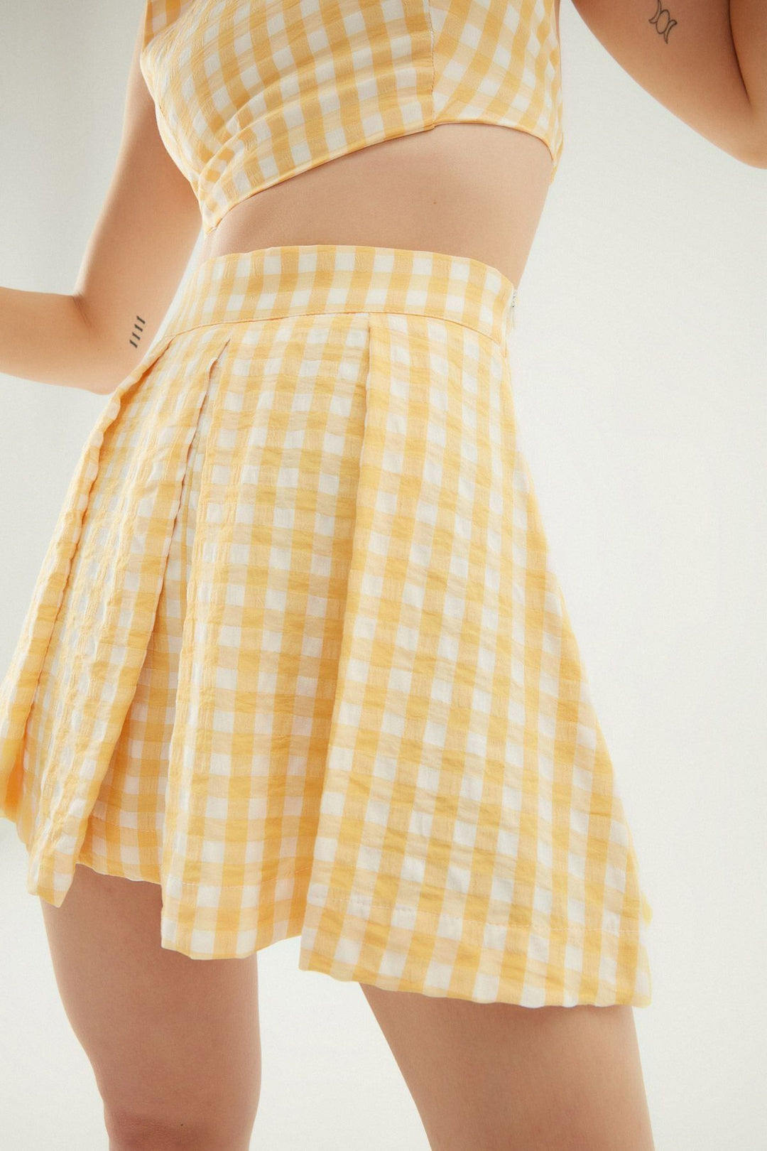 Ekose Pileli Şort Sarı