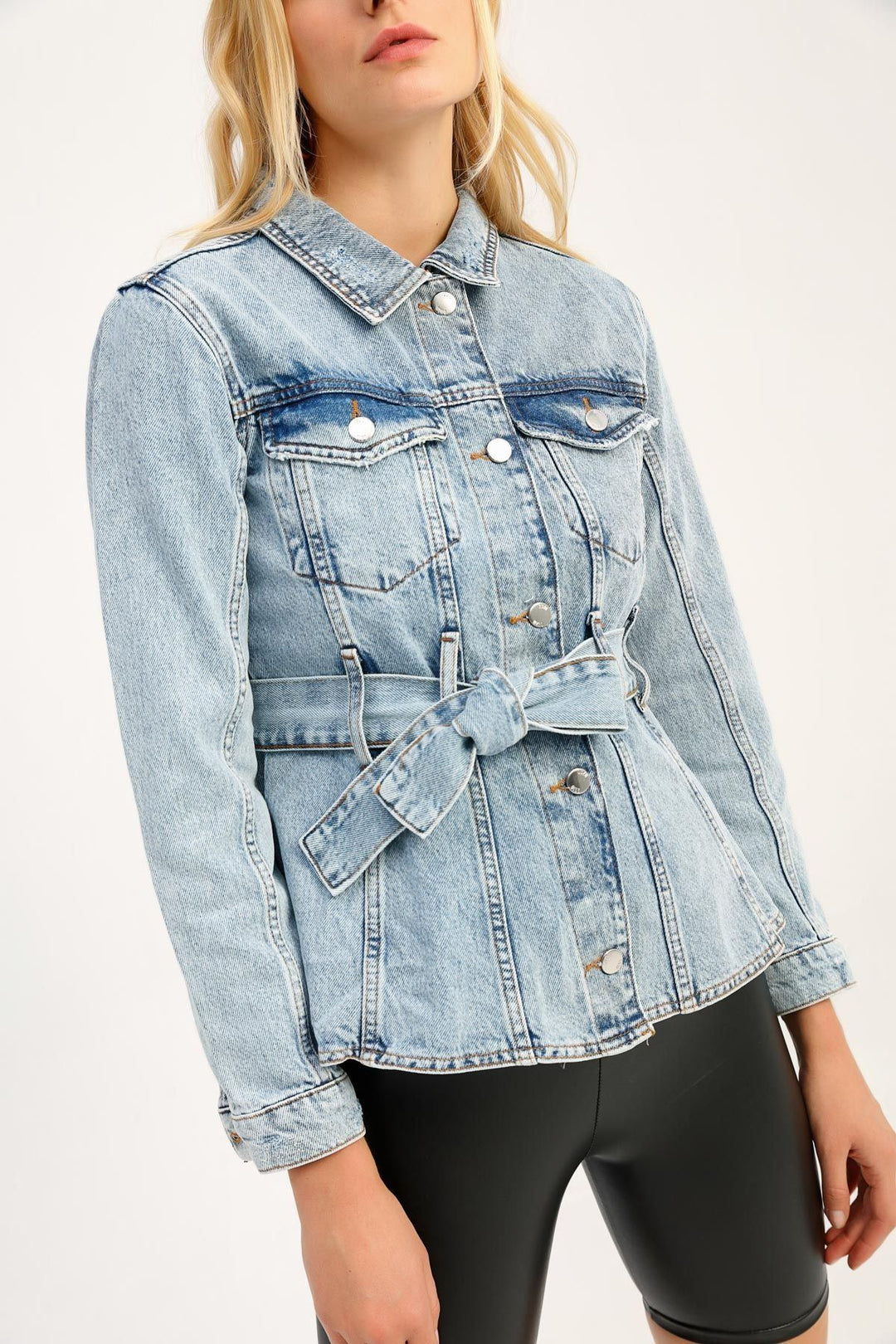 Beli Kuşaklı Kot Ceket Buz Mavi