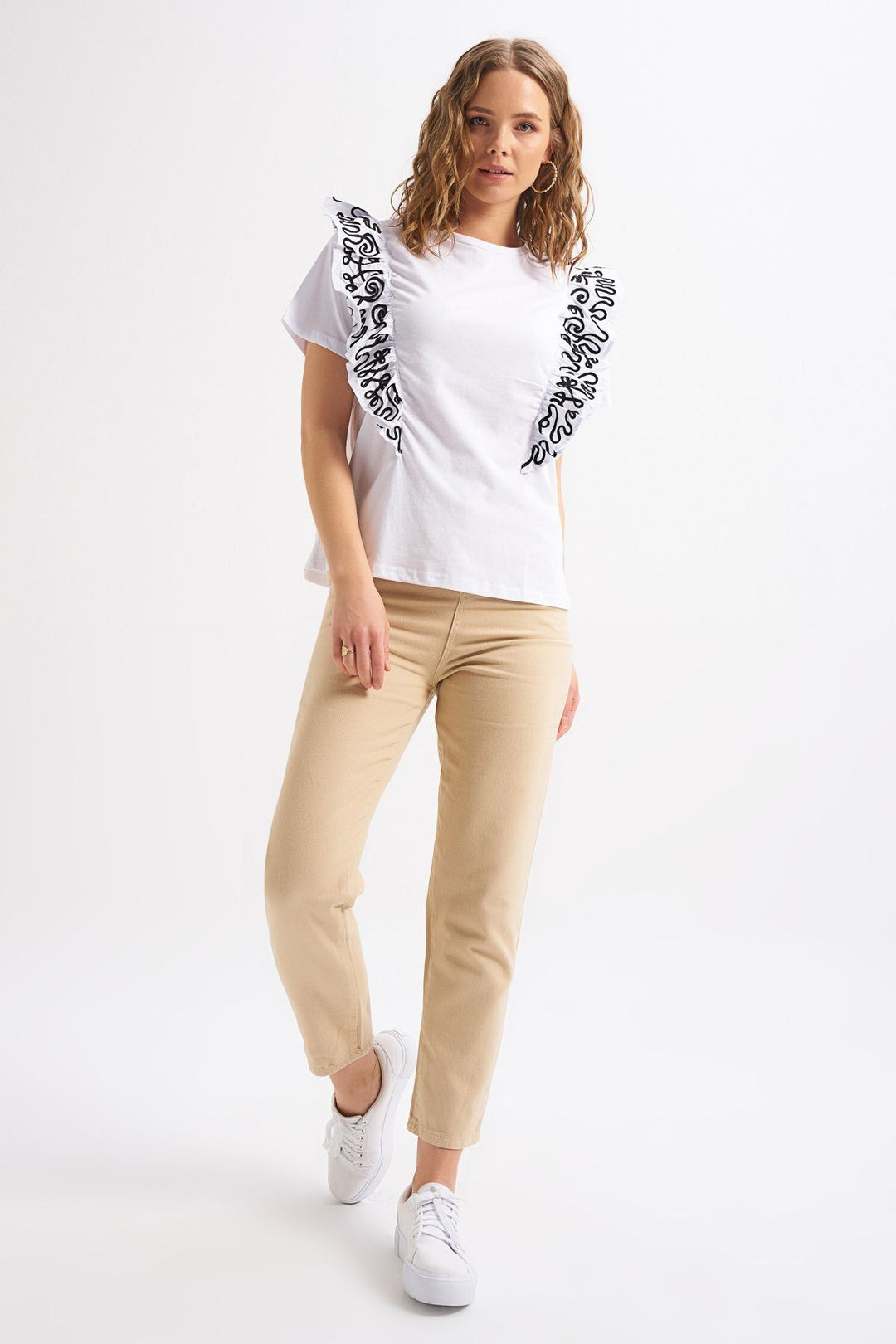 Frilly Embroidery Detailed T-Shirt White