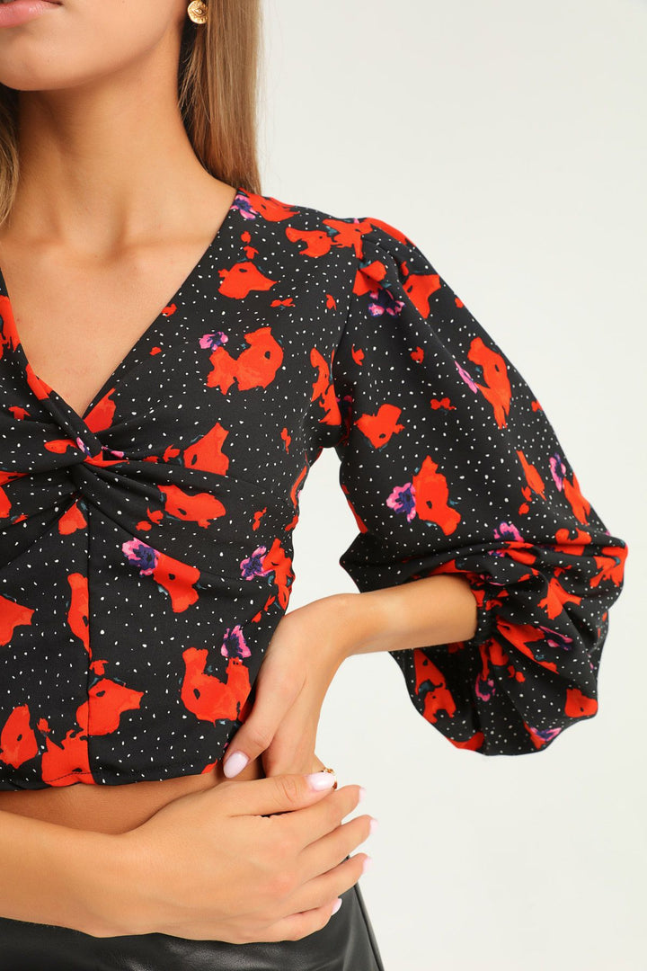 Desenli V Yaka Sırt Dekolteli Bluz Kırmızı