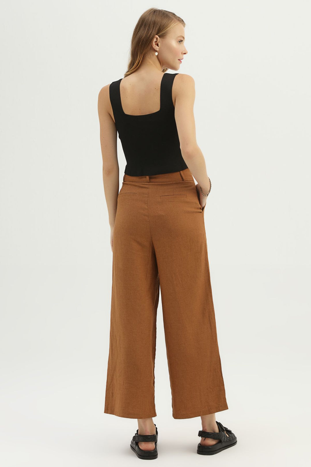 Linen Loose Trousers Brown