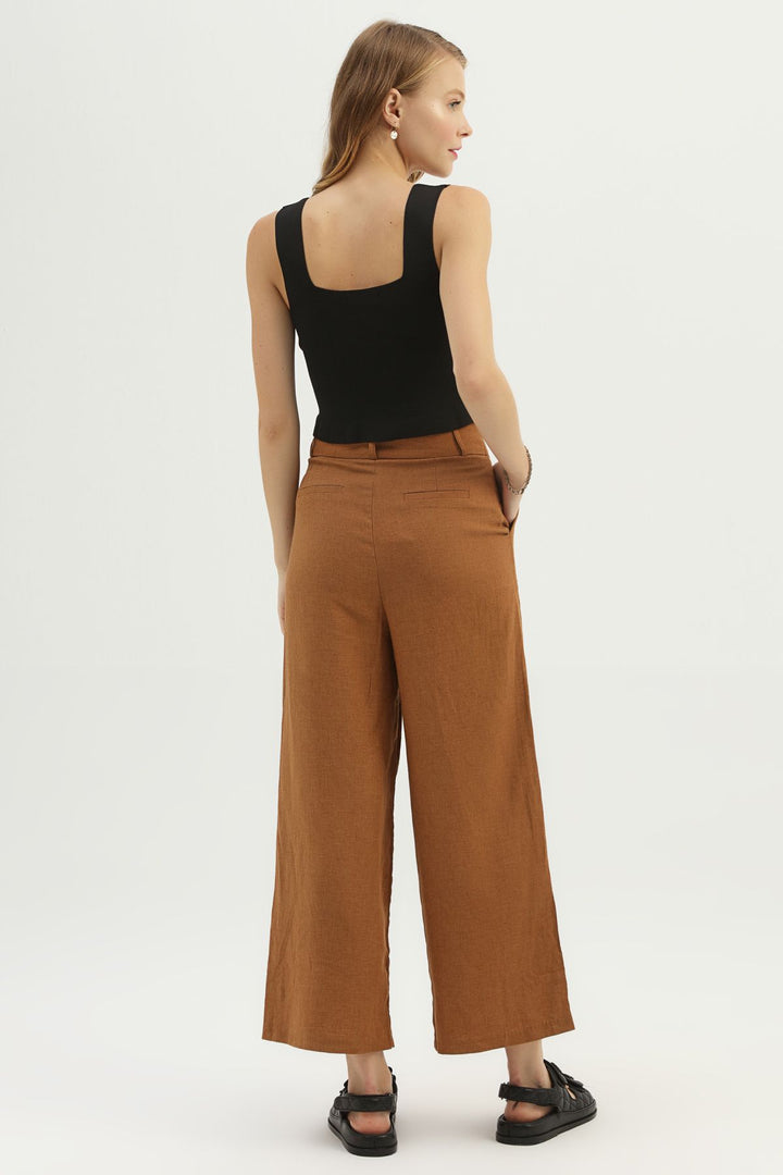 Linen Loose Trousers Brown