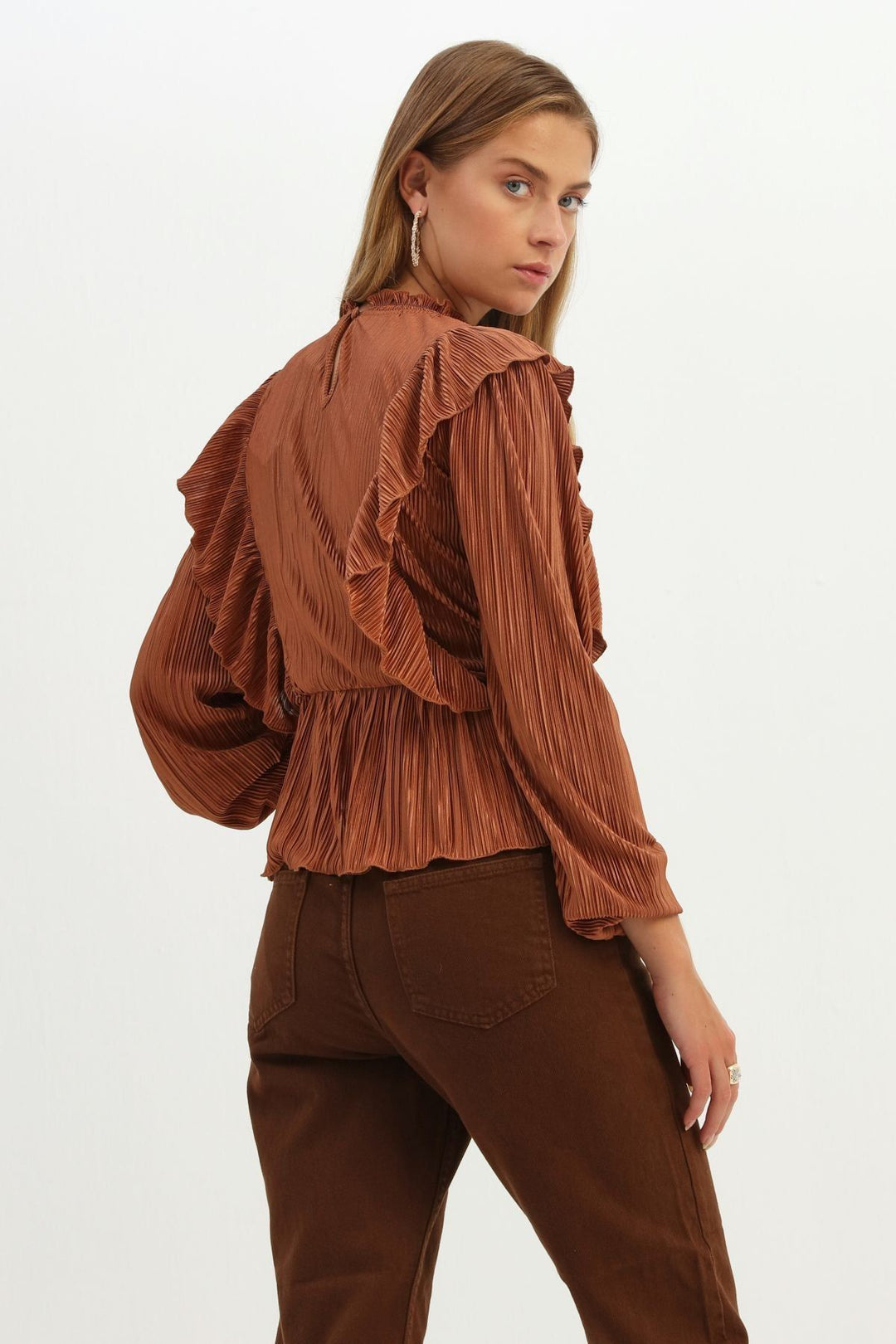 Fırfırlı Uzun Kol Bluz Taba