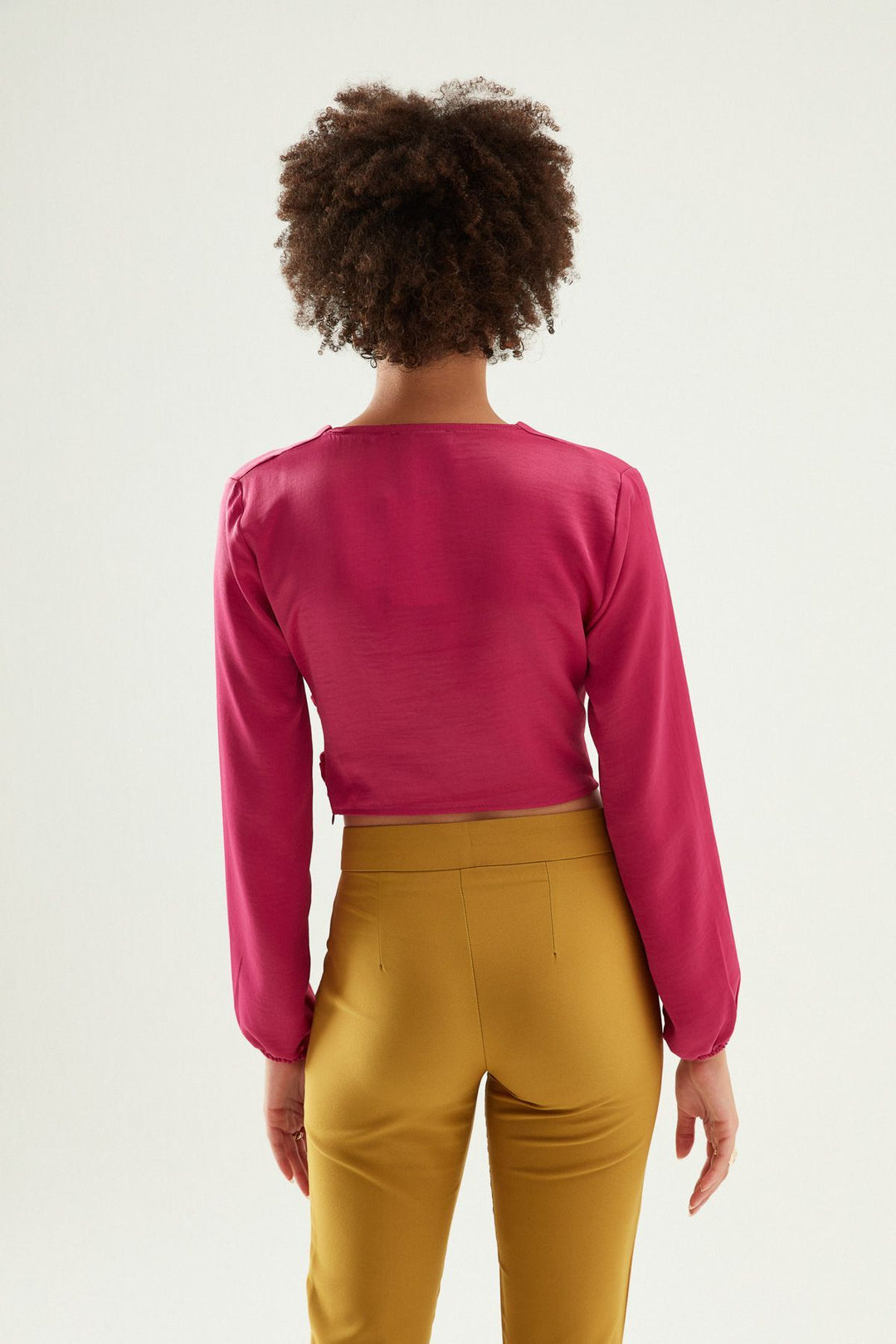 Decollete Detailed V-Neck Blouse Orchid