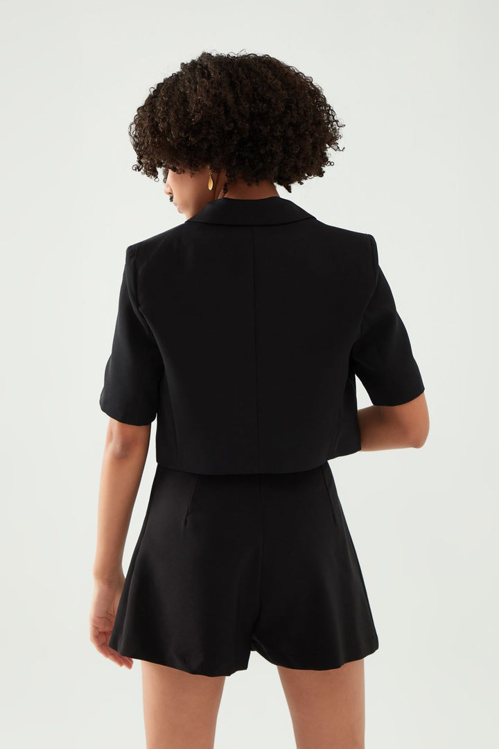 Pocket Detailed Crop Blazer Jacket Black