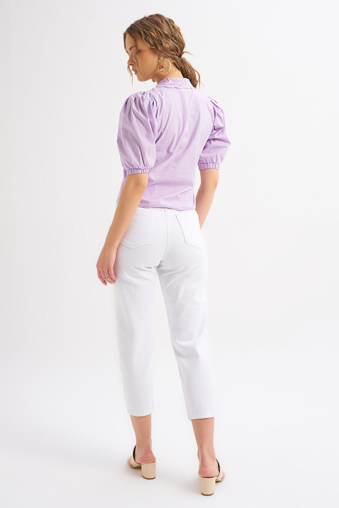Shirt with Embroidered Collar Lilac