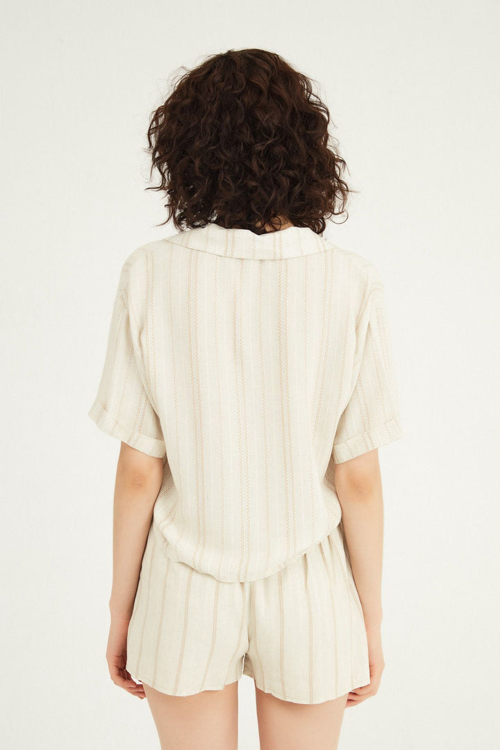 Önü Bağlamalı Keten Bluz Bej