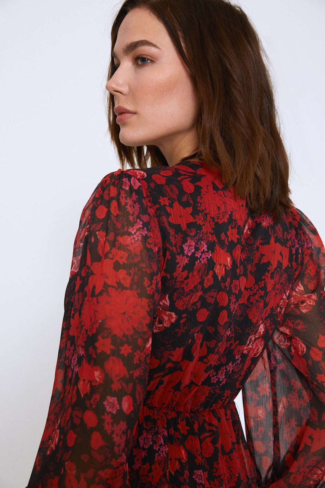 Çicek Desenli V Yaka Midi Elbise Kırmızı