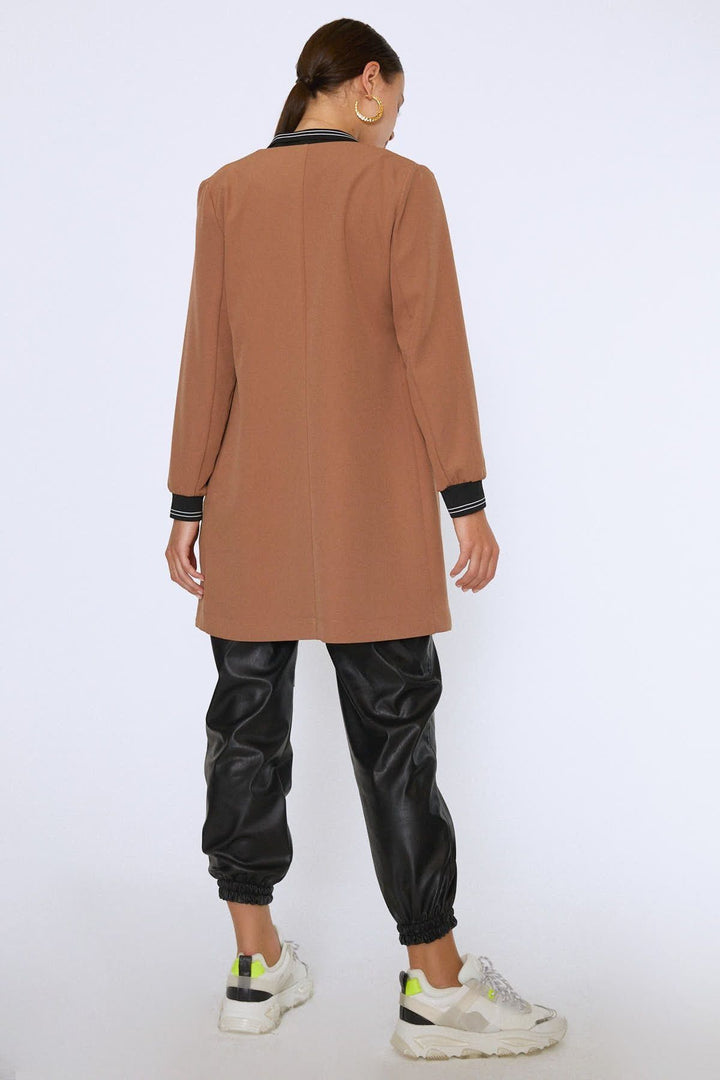 Ribanalı Fleto Cepli Uzun Ceket Camel