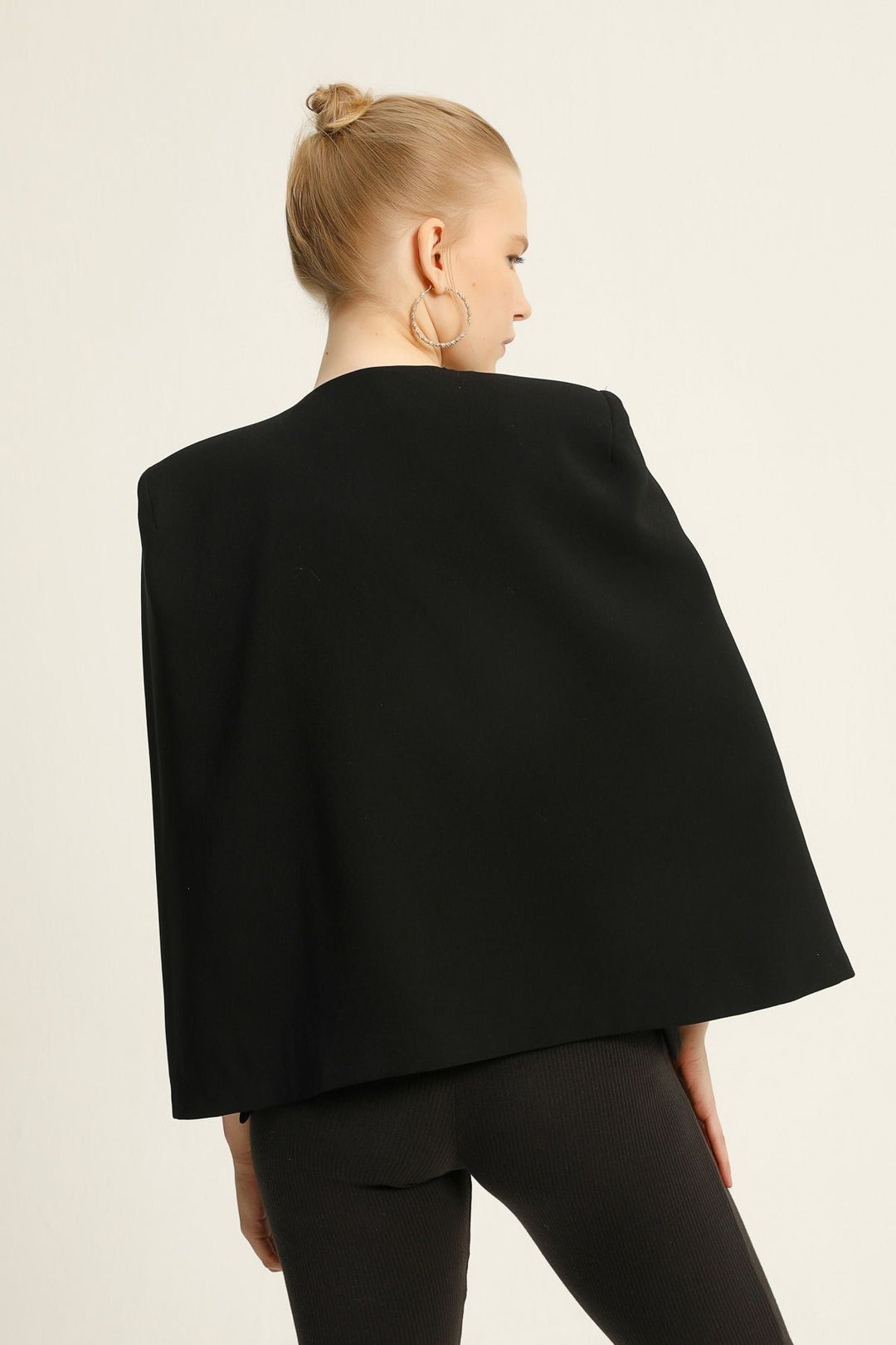 Pelerin Kol Blazer Ceket Siyah