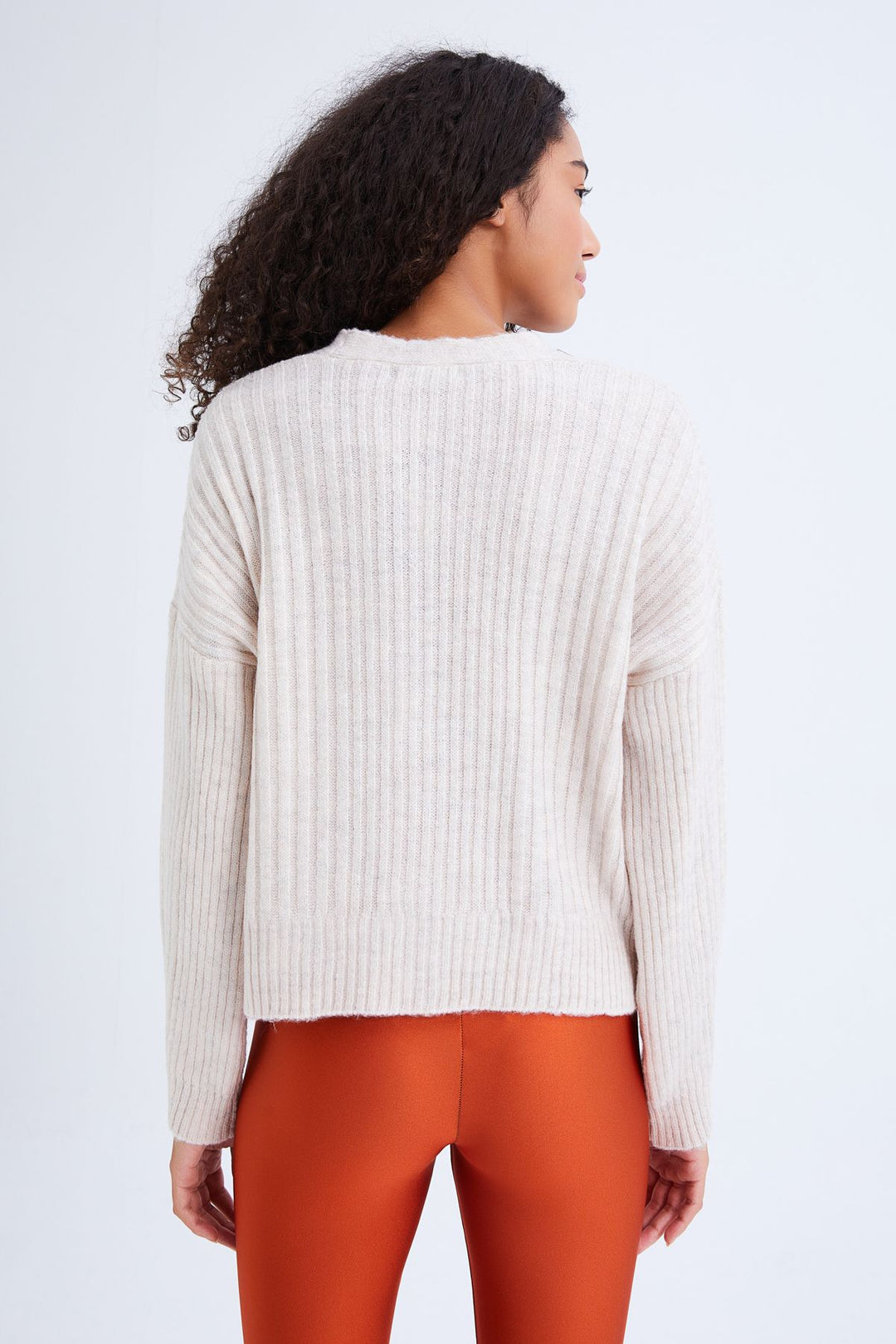 Düğmeli Hırka Taş