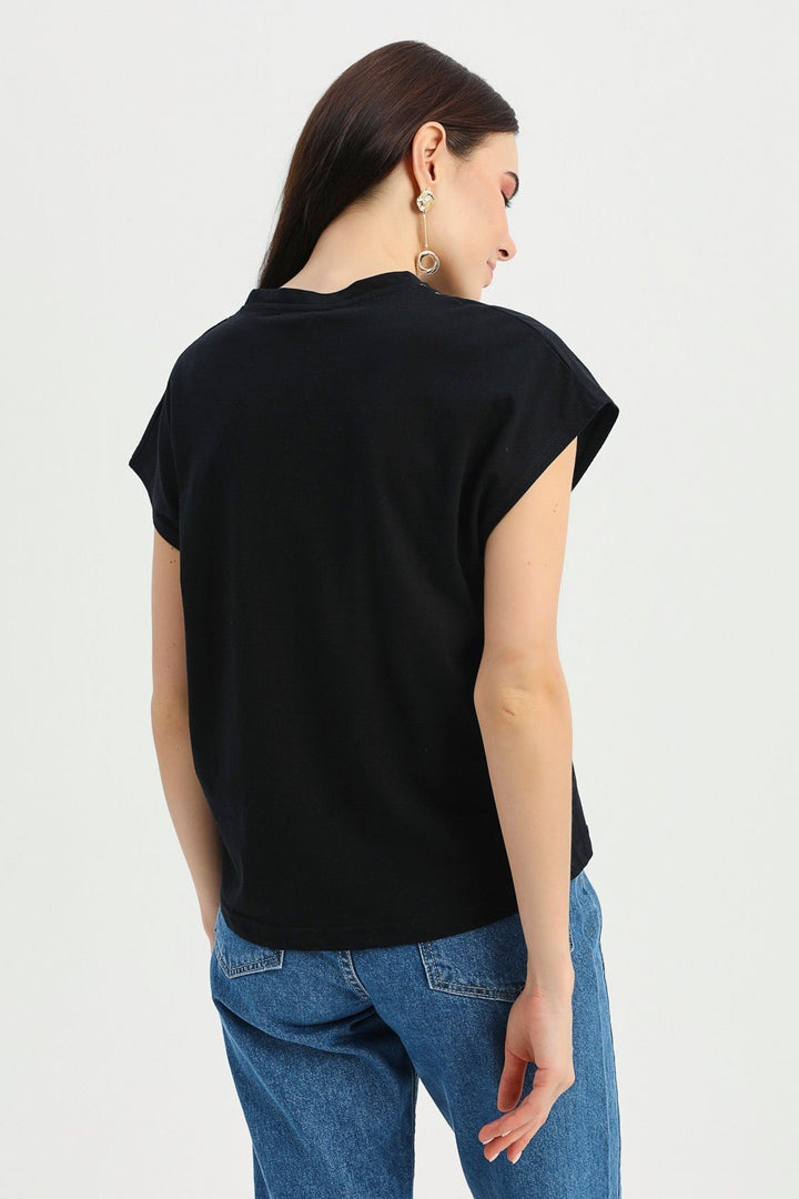 Necklace Accessory Detailed T-Shirt Black