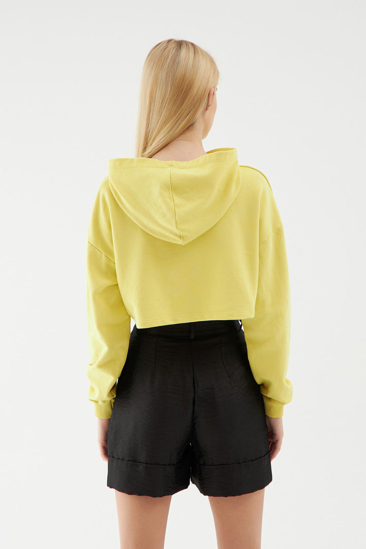 Hooded Crop Sweatshirt Yellow