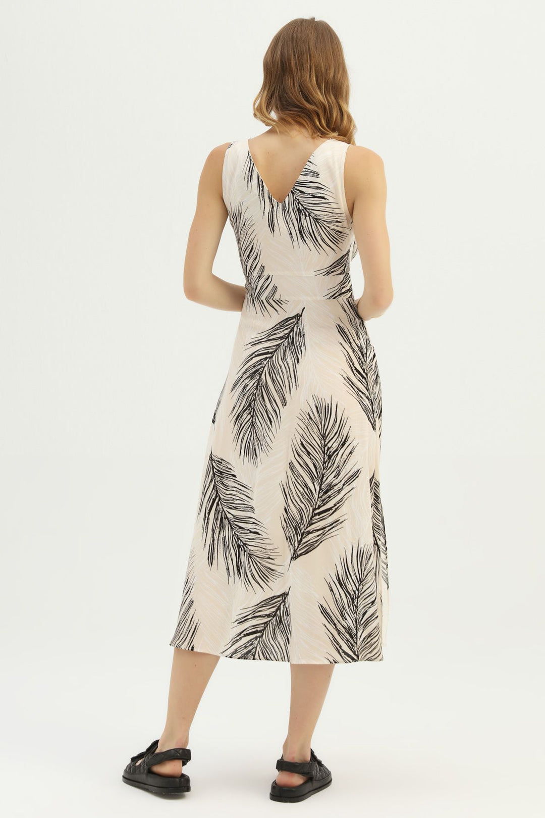 Patterned V-Neck Slit Dress Beige