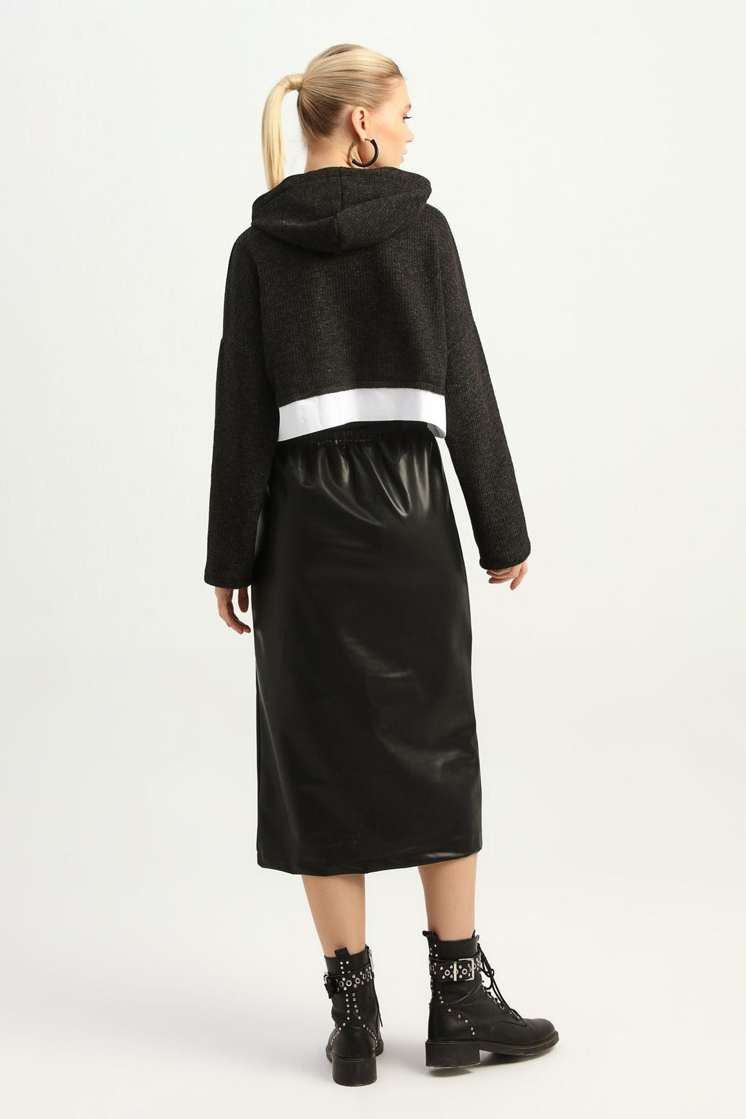 Letter Embroidered Slit Leather Skirt Black