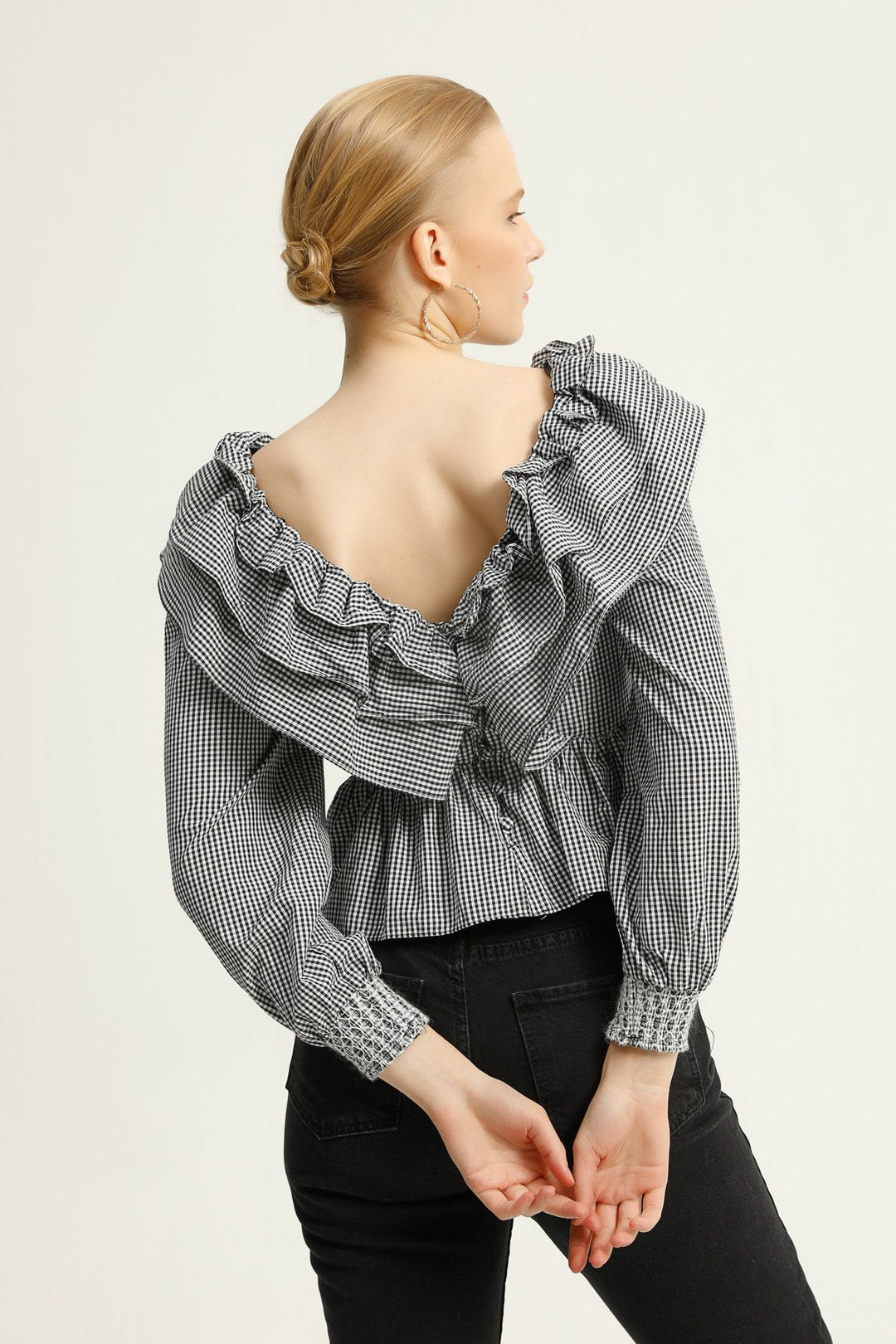 Volanlı V Yaka Bluz Siyah