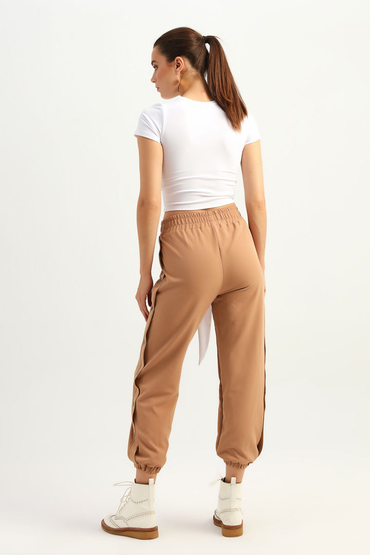 Yanı Çıtçıtlı Jogger Pantolon Camel