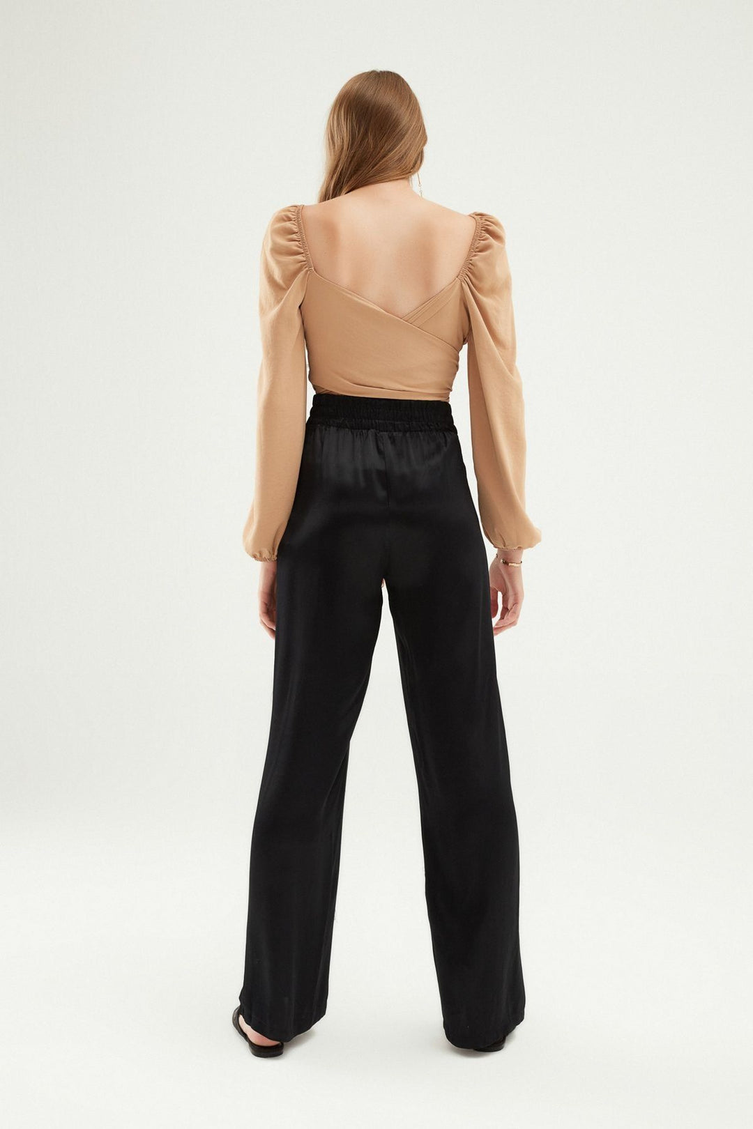 Beli Lastikli Saten Pantolon Siyah