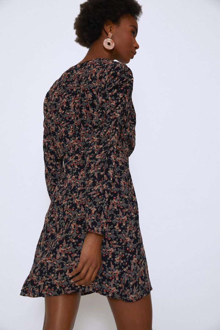 Crispy Floral Double Breasted Frilly V-Neck Dress Black