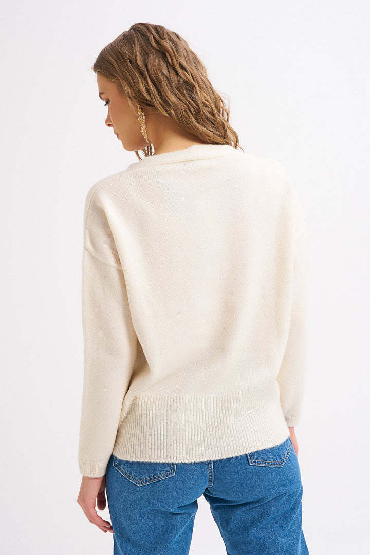 V Neck Sweater Ecru