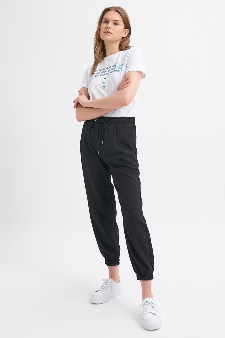 Paçası Lastikli Pantolon Siyah