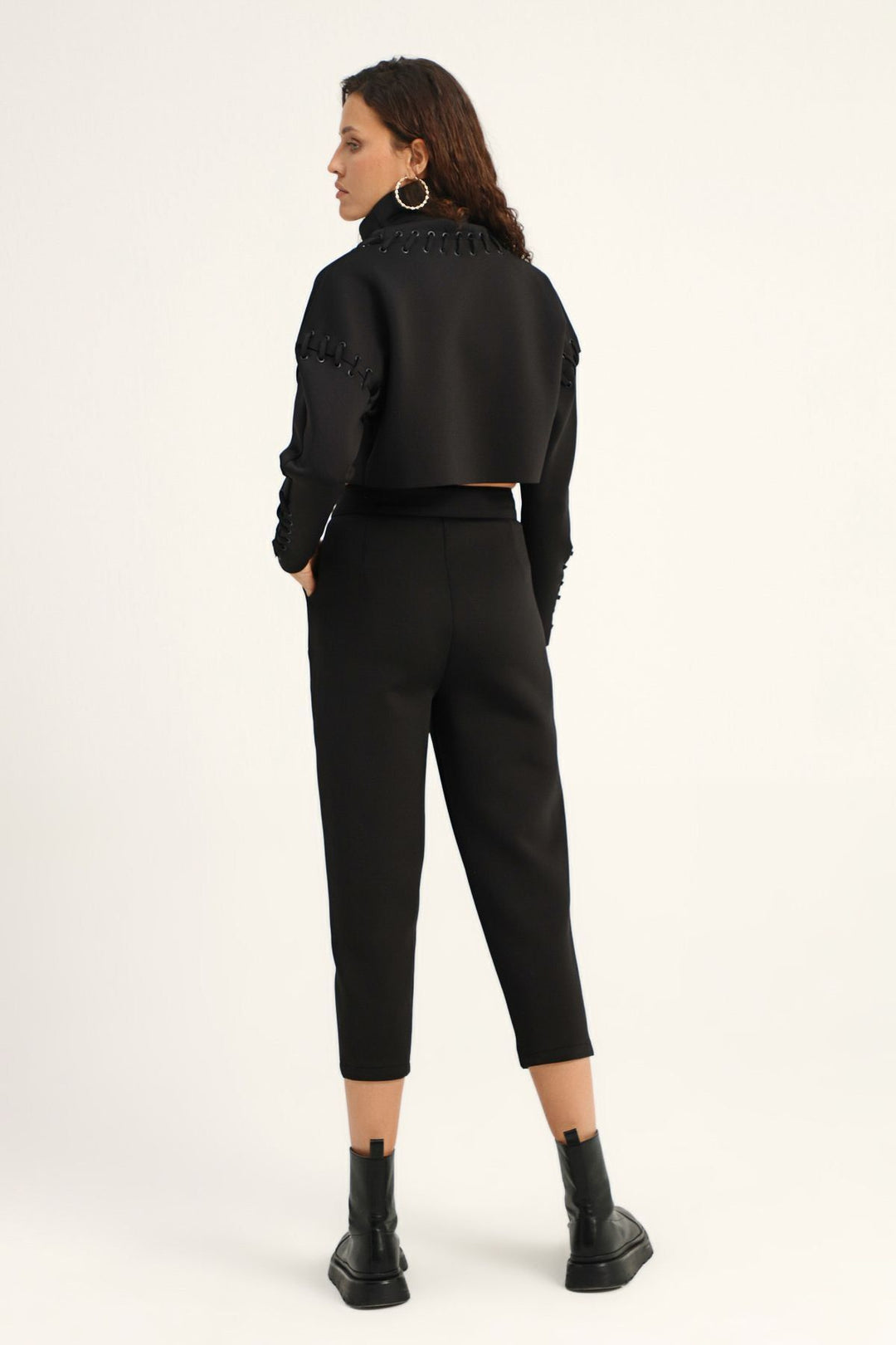 Diving Fabric Pleated Trousers Black