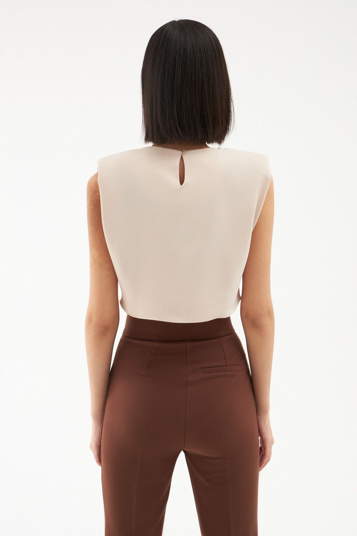 Embroidered Detailed Waistband Crop Blouse Beige