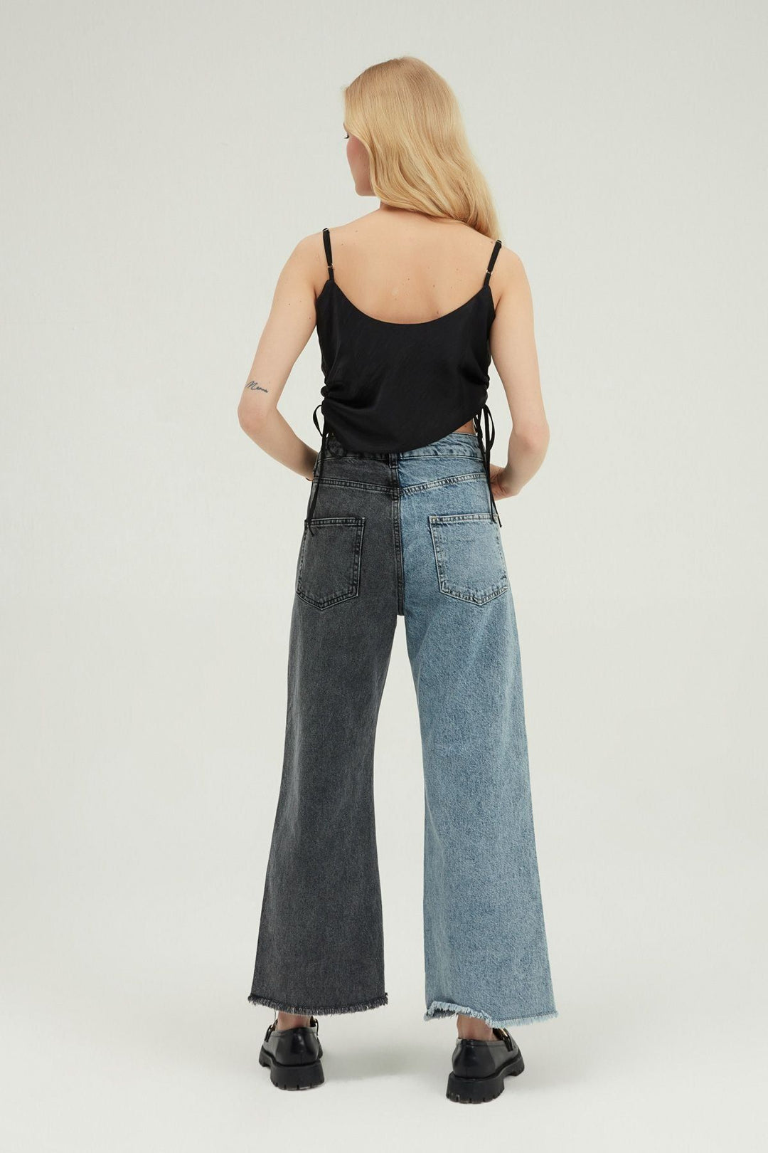 Two Color Wide Leg Jeans Blue