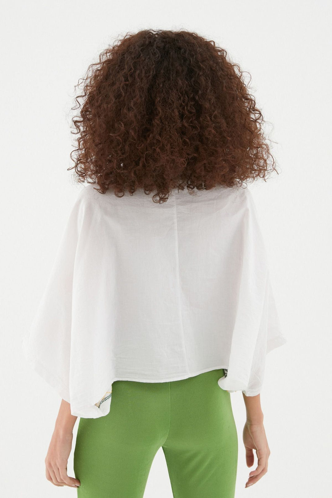 Nakış Detaylı Gömlek Beyaz