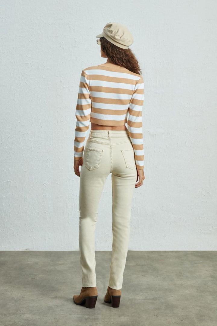 Slit Detailed Trousers Bone