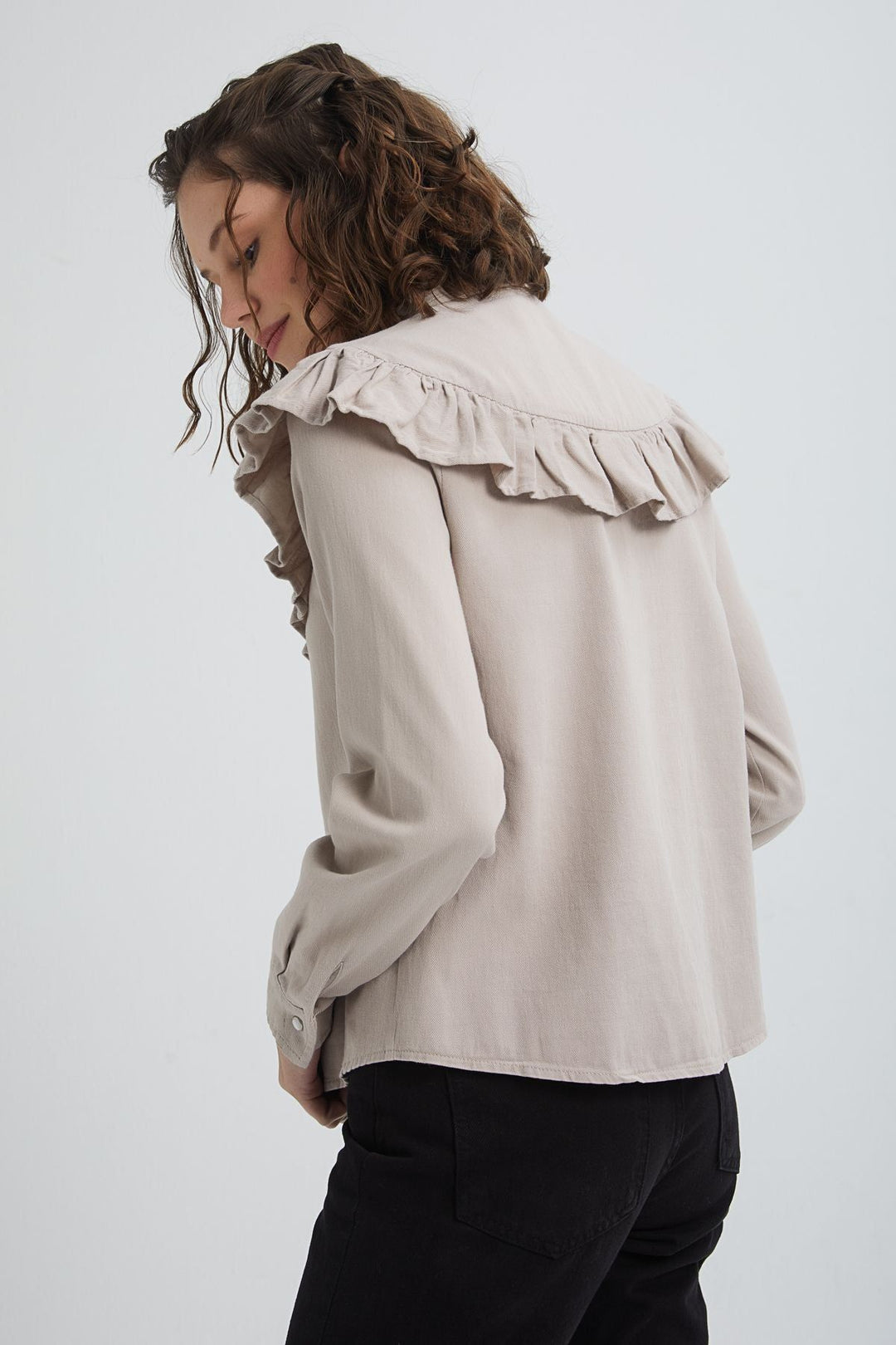 Fırfır Detaylı Gömlek Taş