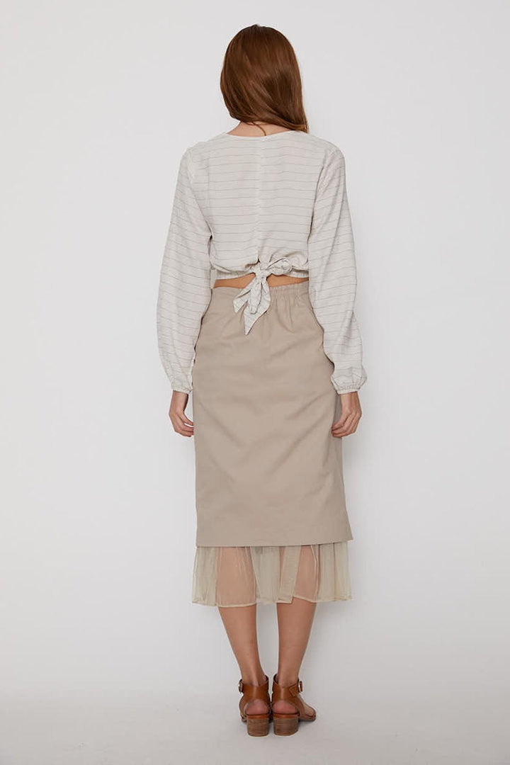 Arkası Bağlamalı Keten Bluz Naturel