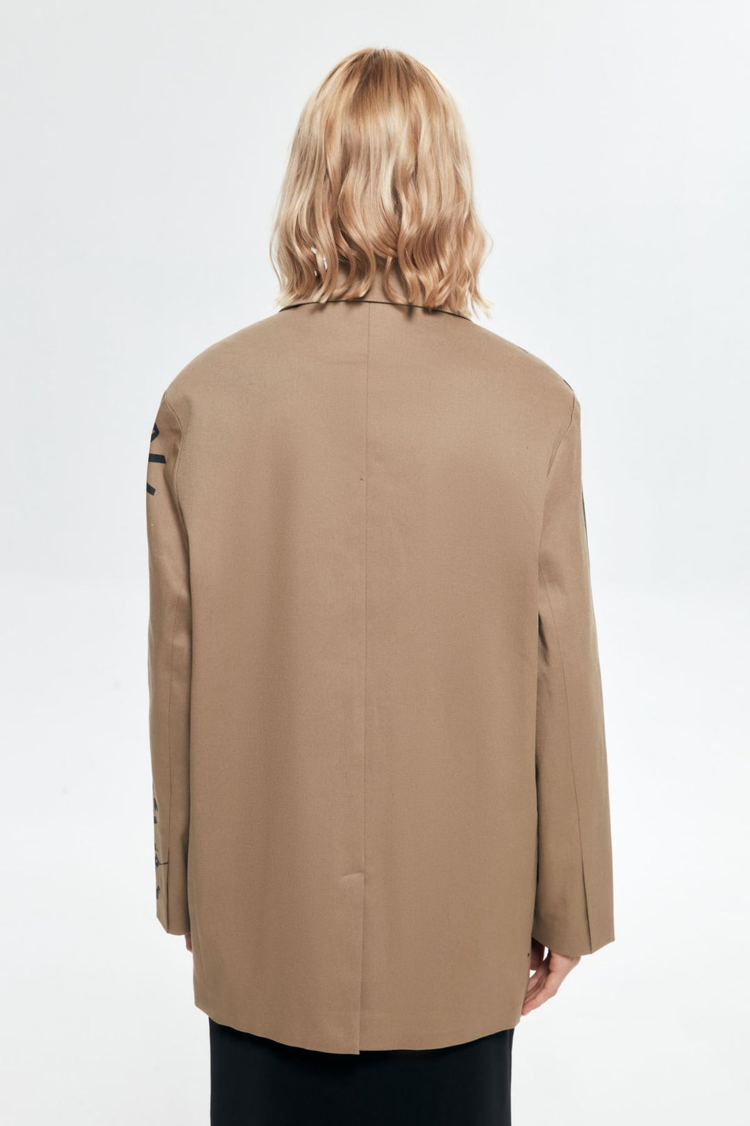 Astarı Kamuflaj Desenli Blazer Ceket Bej