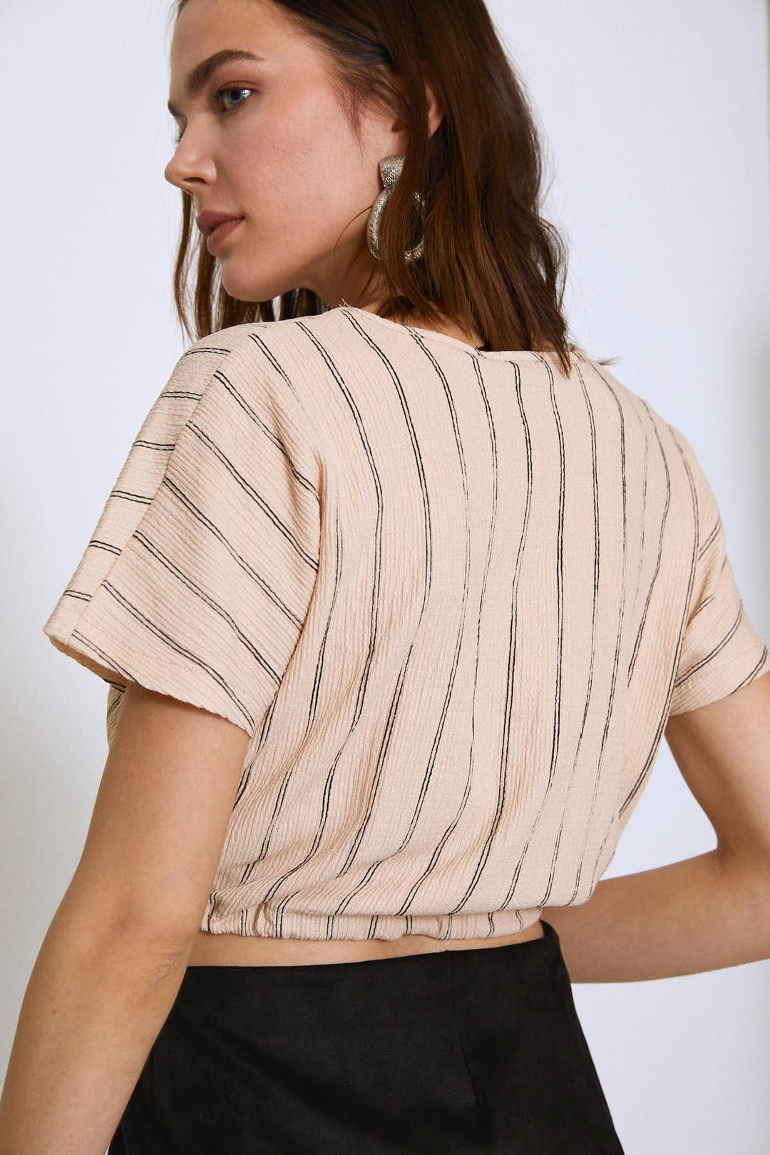 Striped Crop Bottom Tie Blouse Beige
