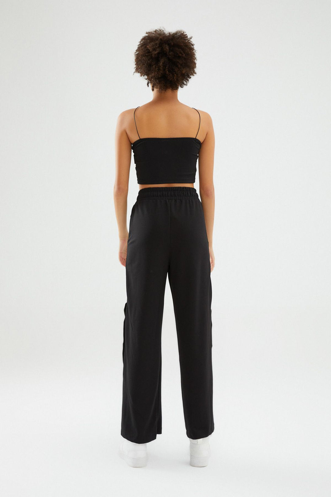 Yanları Çıtçıtlı Pantolon Siyah