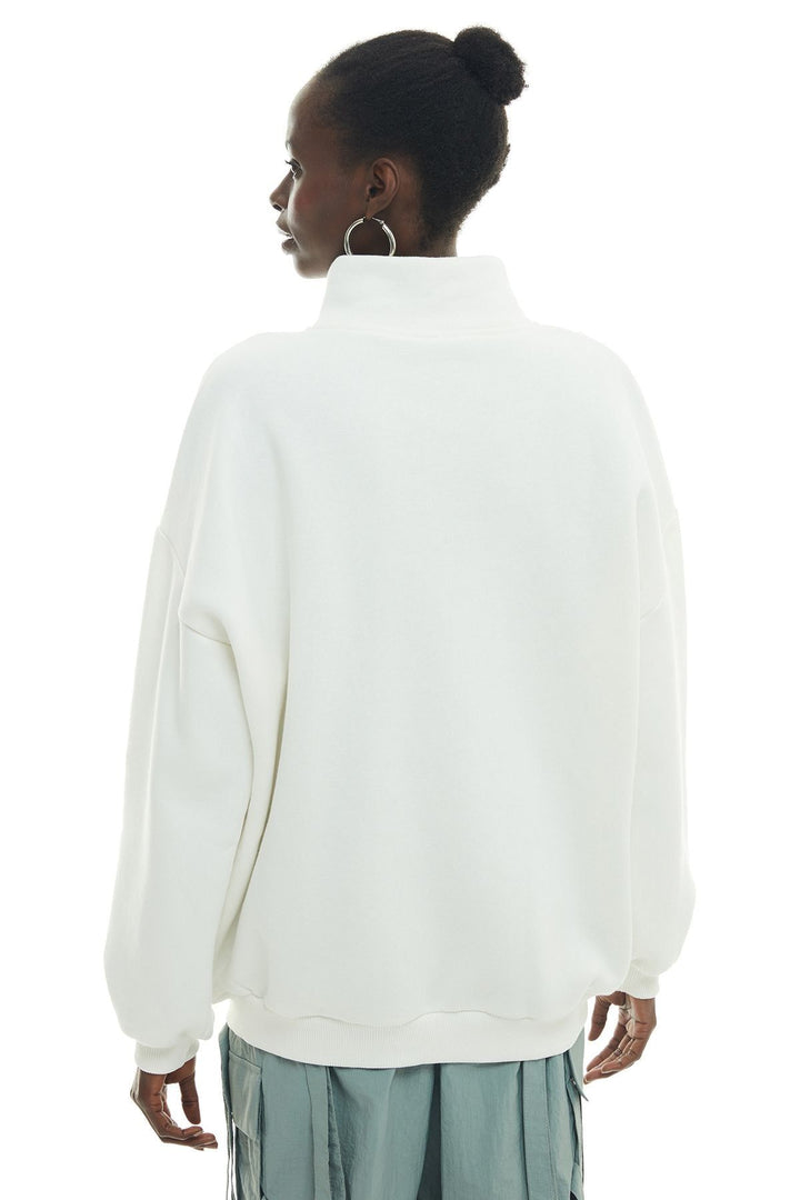 Zipper Turtleneck Sweatshirt Ecru