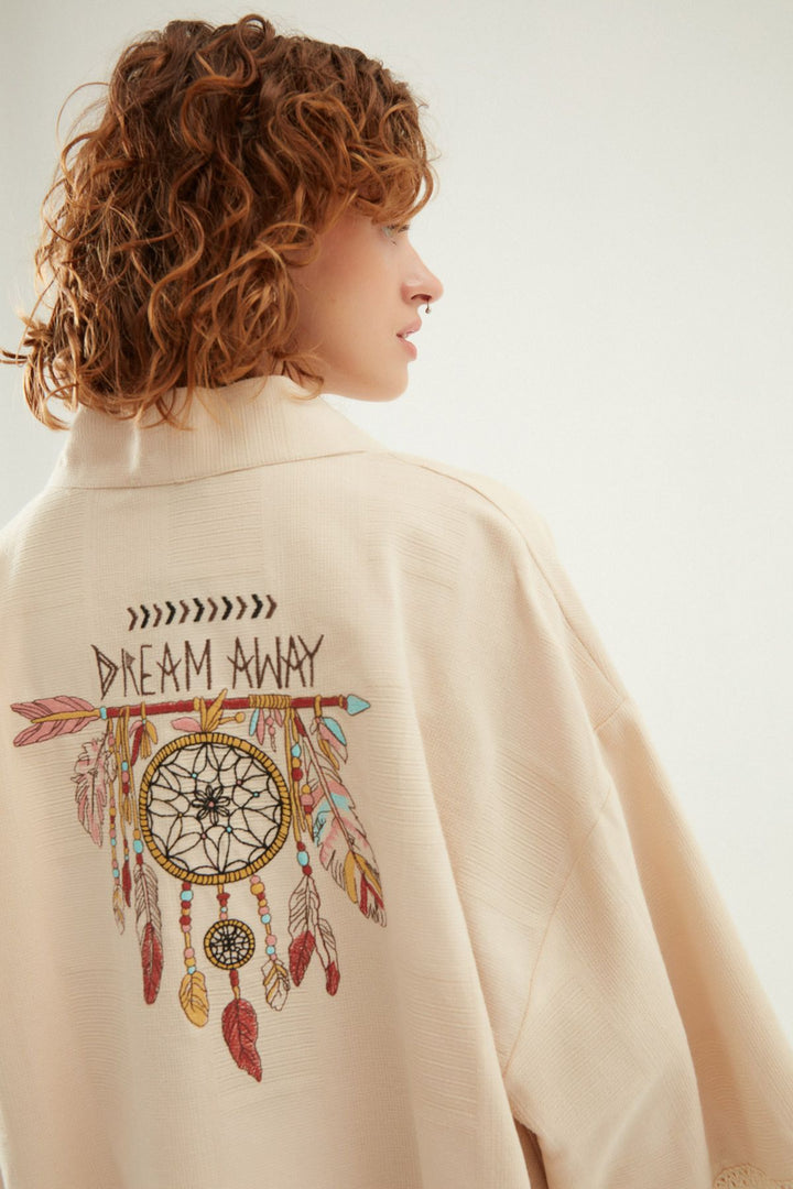 Arkası Nakışlı Püsküllü Kimono Bej