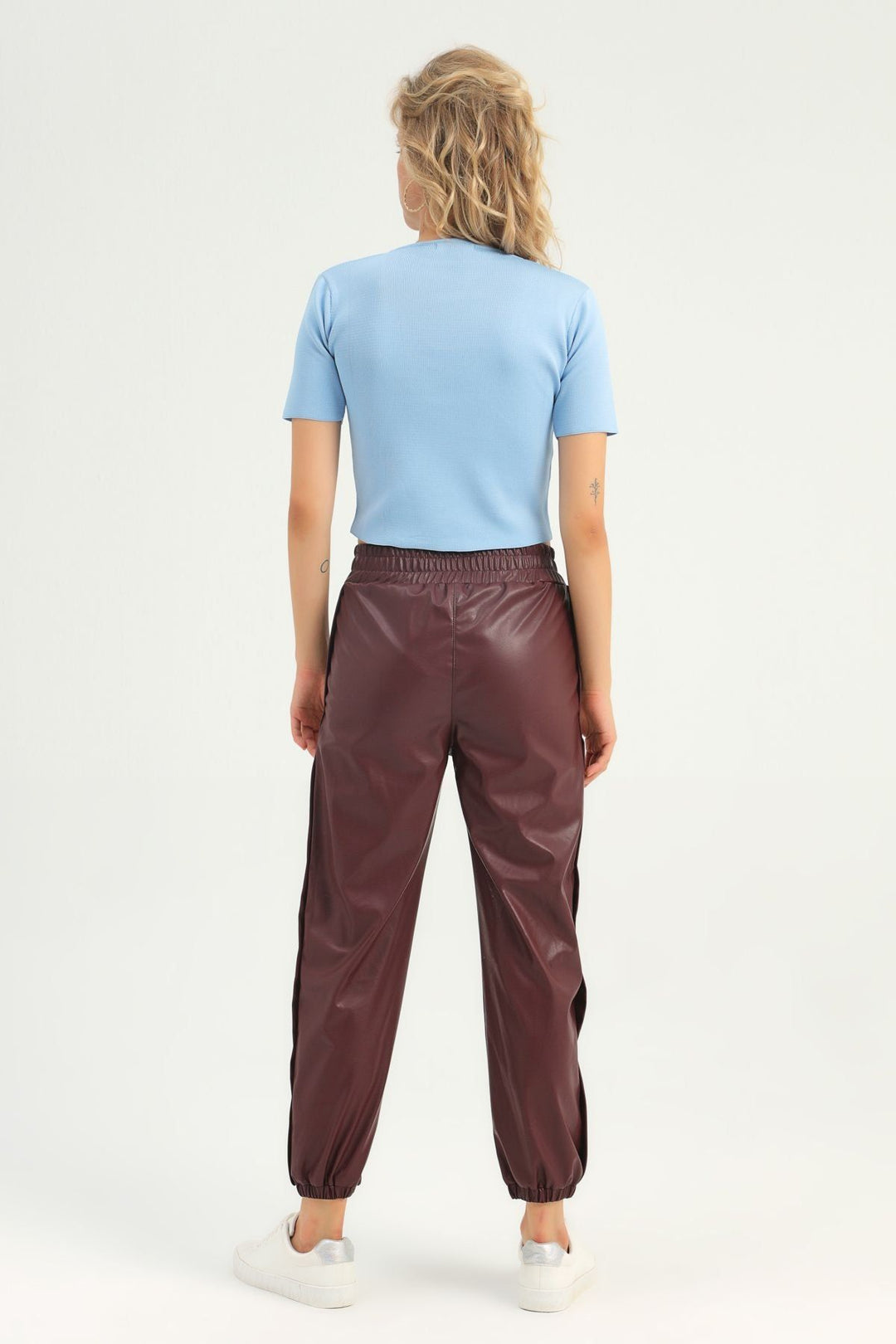 Yanı Çıtçıtlı Deri Jogger Pantolon Bordo