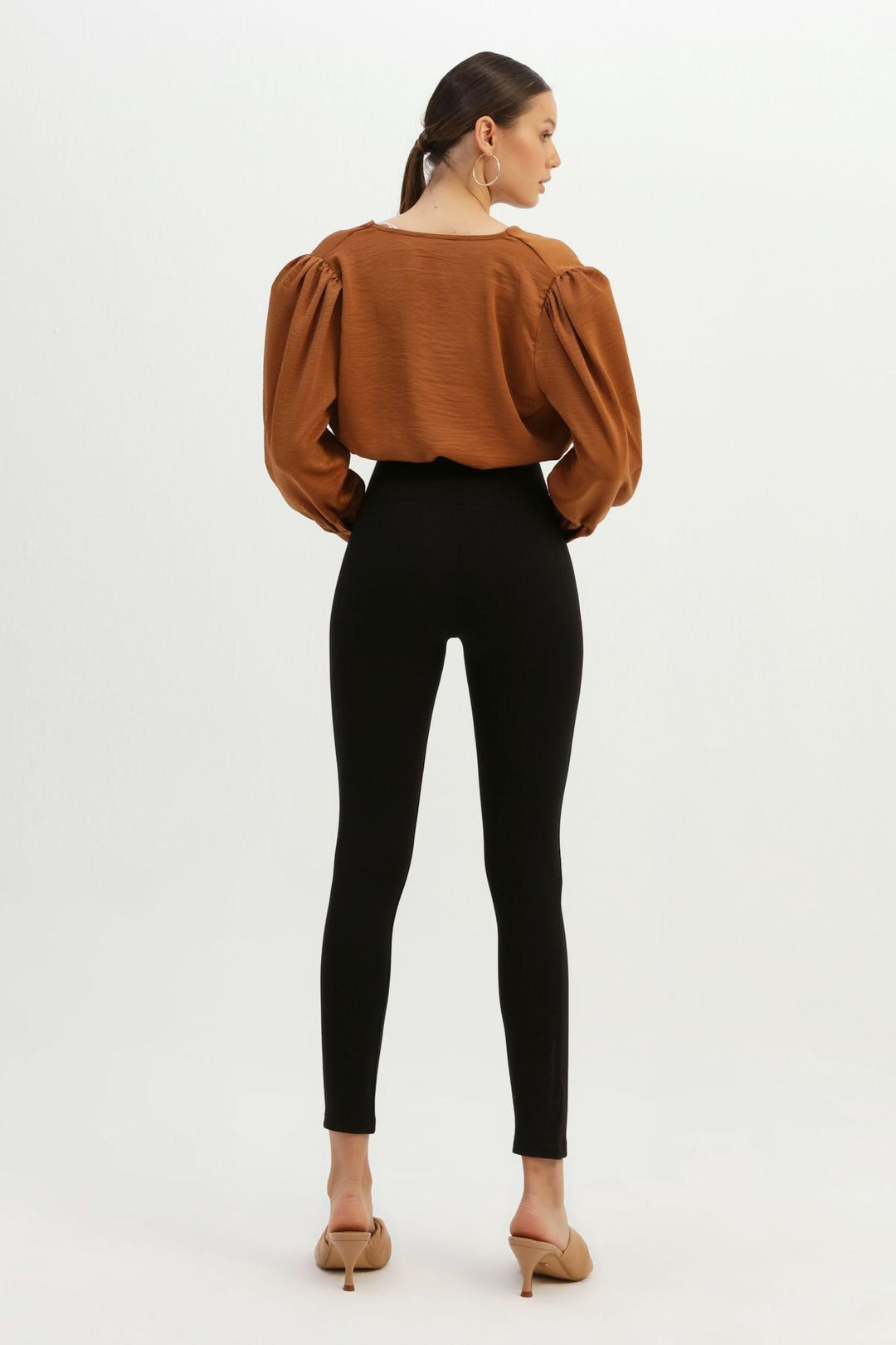 Bağcık Detaylı Yüksek Bel Tayt Siyah