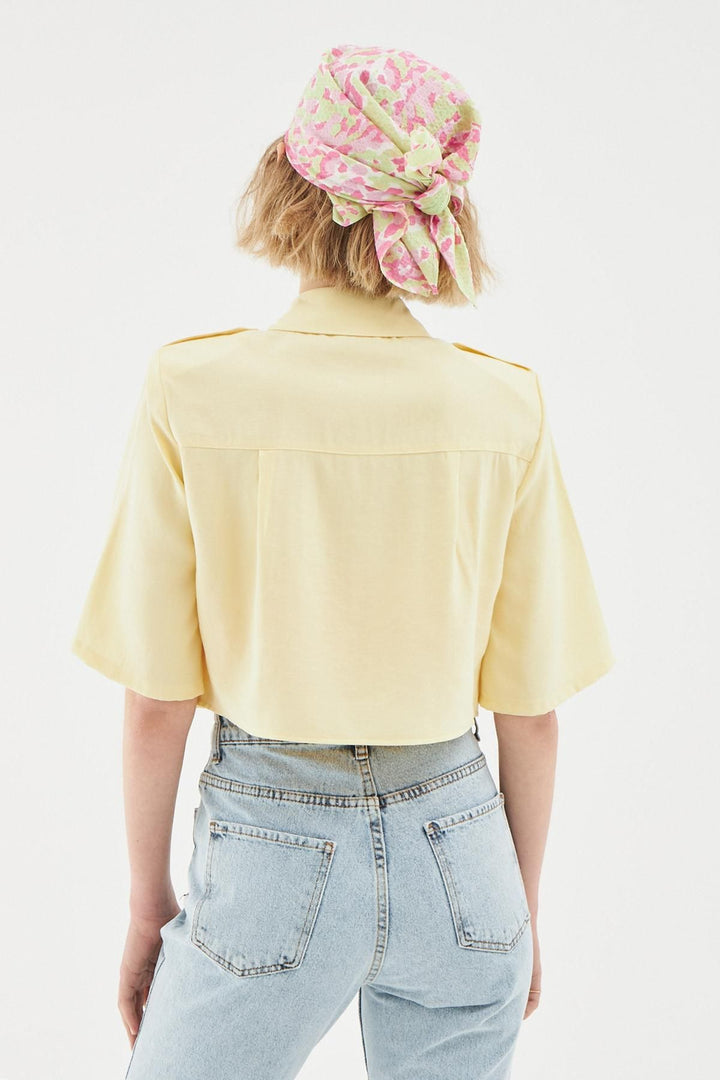 Düğme Detaylı Crop Gömlek Sarı