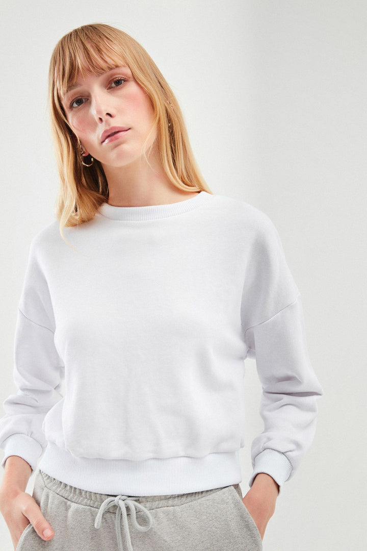 Kalp Dekolteli Sweatshirt Beyaz