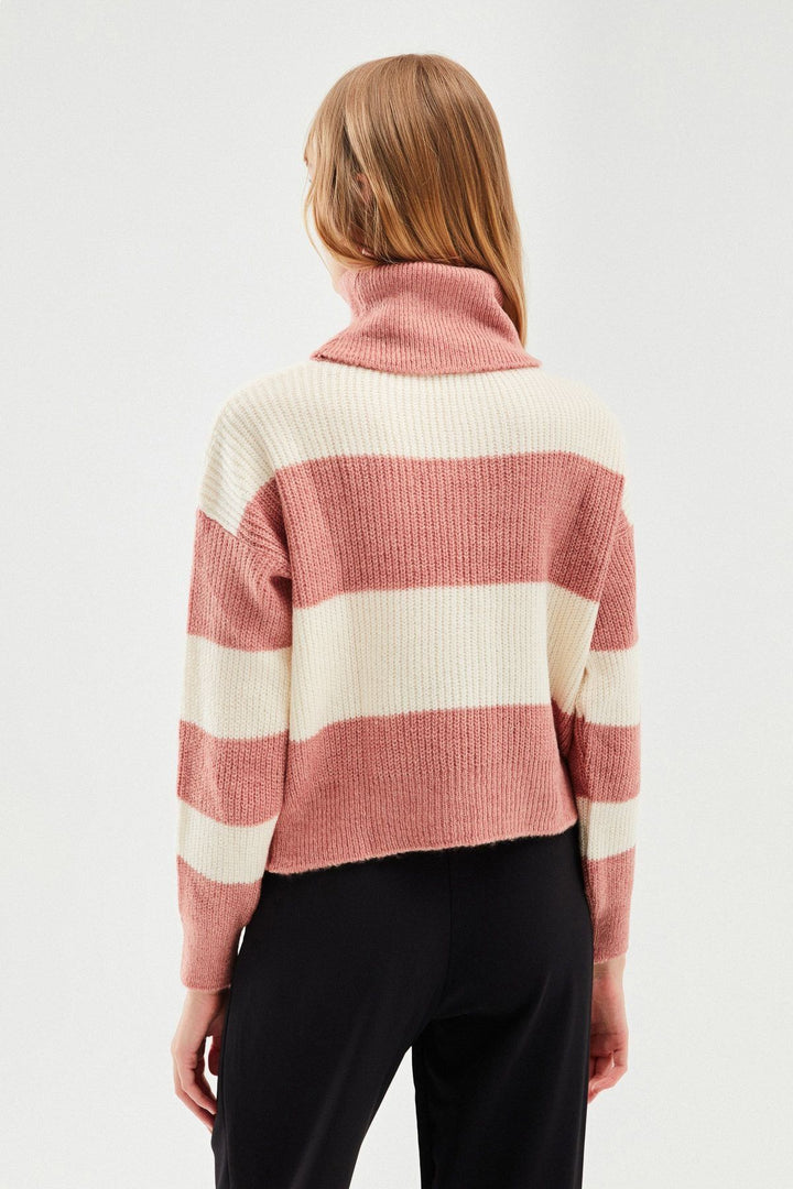 Çizgili Triko Kazak Koyu Pudra