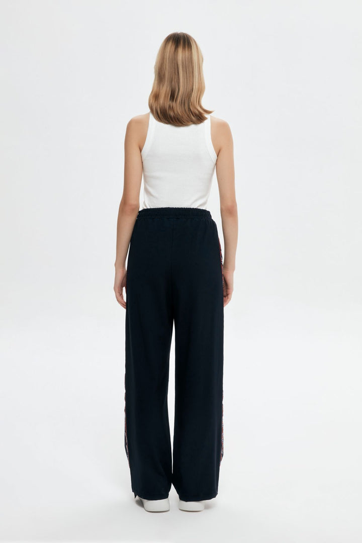Şerit Detaylı Yüksek Bel Pantolon Lacivert