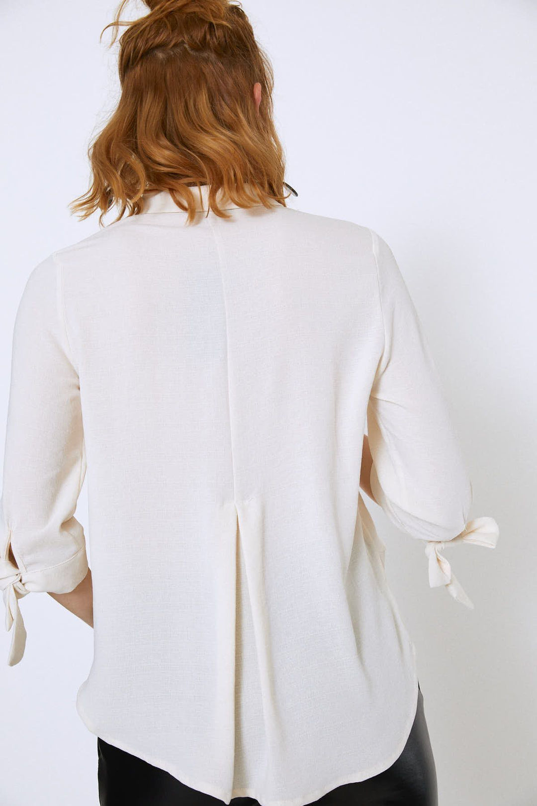 V-Neck Shirt with Tied Sleeves Ecru